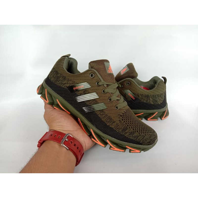  sepatu  pria adidas  ax2 hijau army  springblade cowok 