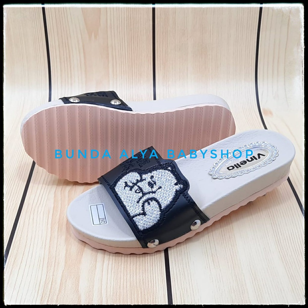 Sendal Anak Perempuan Usia 3 4 5 6 7 Tahun Slop BEAR HITAM SIze 26-35 - Sandal Anak Cewek FlipFlop Anti Licin SALE