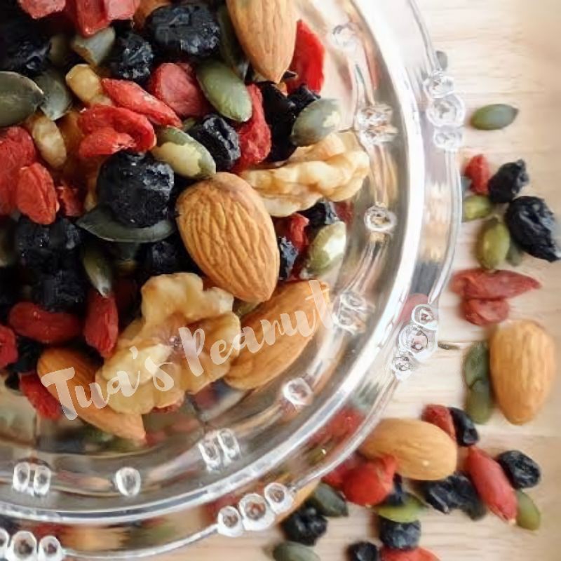 

BUAH KERING MIX BERRY MIXBERRY SARAPAN MAKANAN DIET SNACK KACANG SEED CEMILAN SEHAT