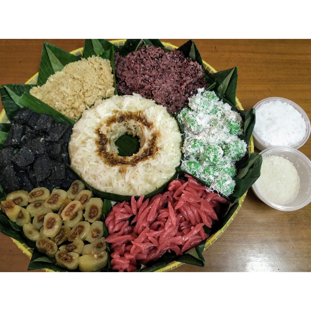 

Kue Tampah Jajanan Tradisional