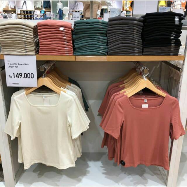  Baju  atasan Uniqlo  Original  jastip surabaya Shopee Indonesia