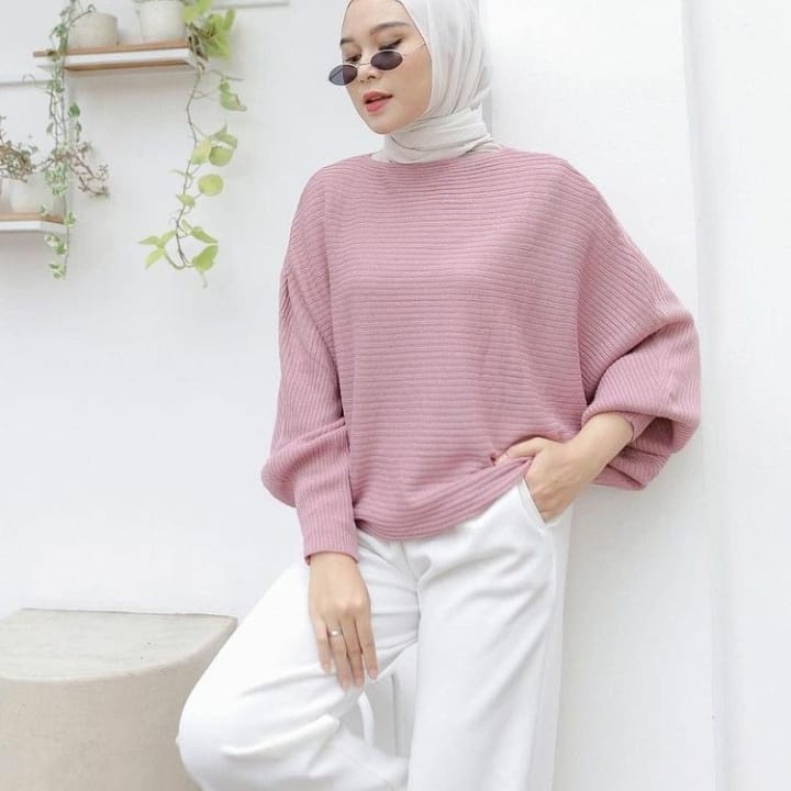 BLOUSE BAJU RAJUT BATWING OVERSIZE ATASAN MODEL KELELAWAR OUTER SWEATER KNIT WANITA