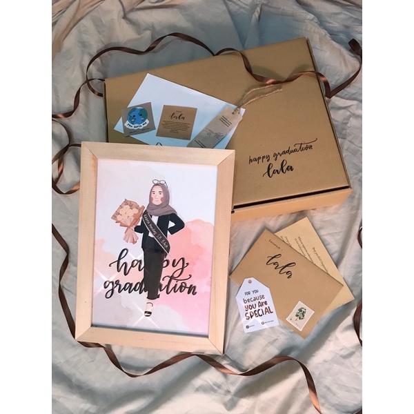 Digiftbox- Premium Gift - Custom Ilustrasi Frame 10R