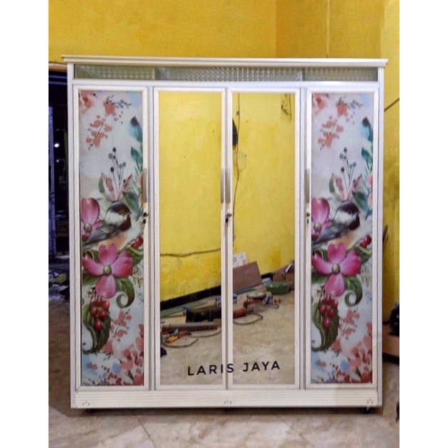 lemari baju kaca 4 pintu,lemari alumunium kaca 4 pintu,lemari pakaian kaca