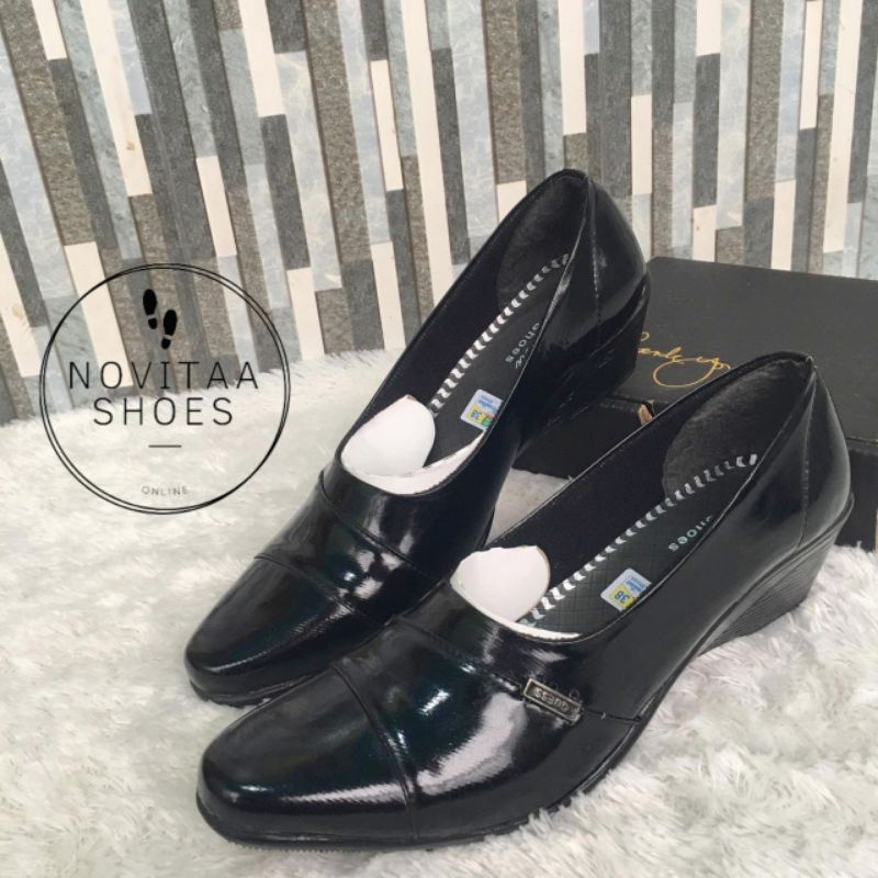 Sepatu Pantofel Wanita Hitam/Sepatu Kerja Wanita Sepatu Formal