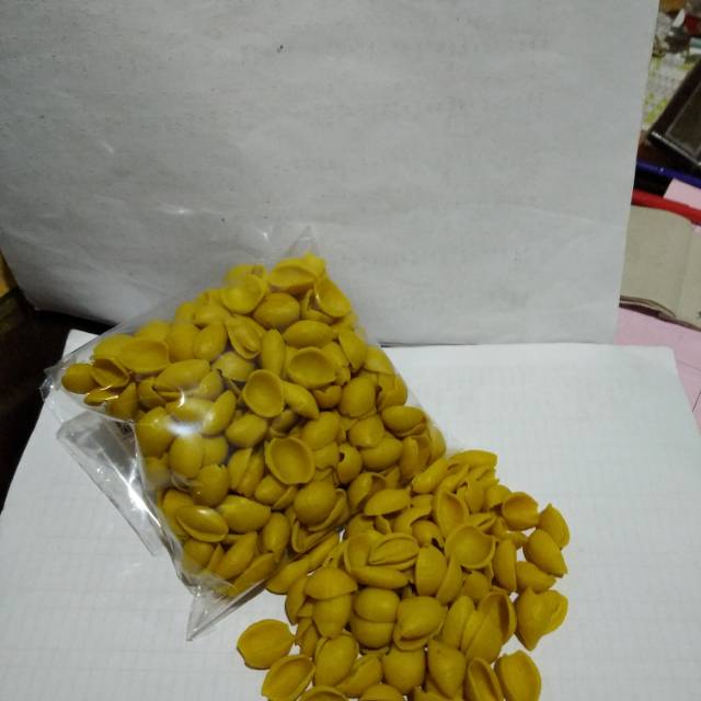 

Krupuk kerang mangkok repack