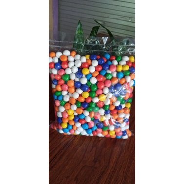 

bola warna biskuit