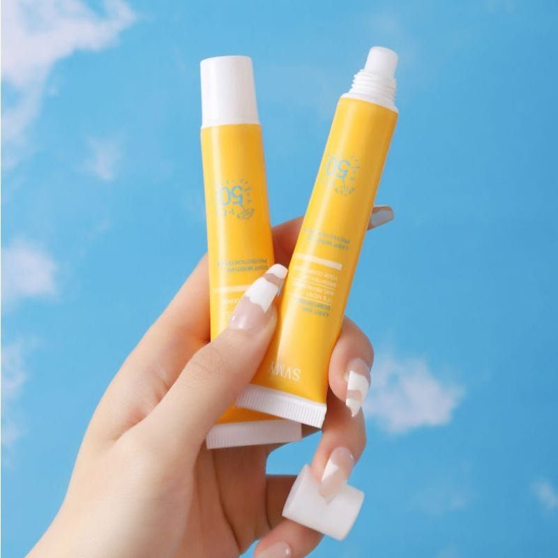 Medan Termurah Pelindung Pelembab Wajah Memutihkan Light Moisture Protection Cream Sunscreen SVMY SPF50 Krim Tabir Surya