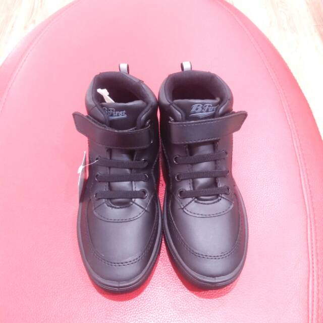 Sepatu sekolah hitam bata original