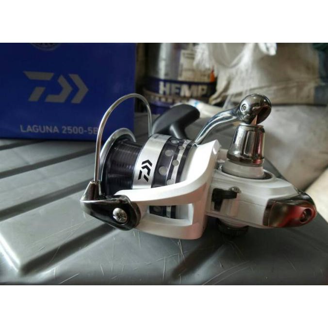 Sale Reel Daiwa Laguna 2500-5Bi Limited