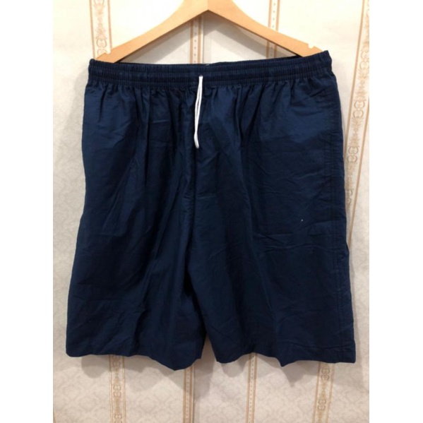 Celana pendek katun jumbo original. celana kolor jumbo. celana big size. celana kolor jumbo. celana 