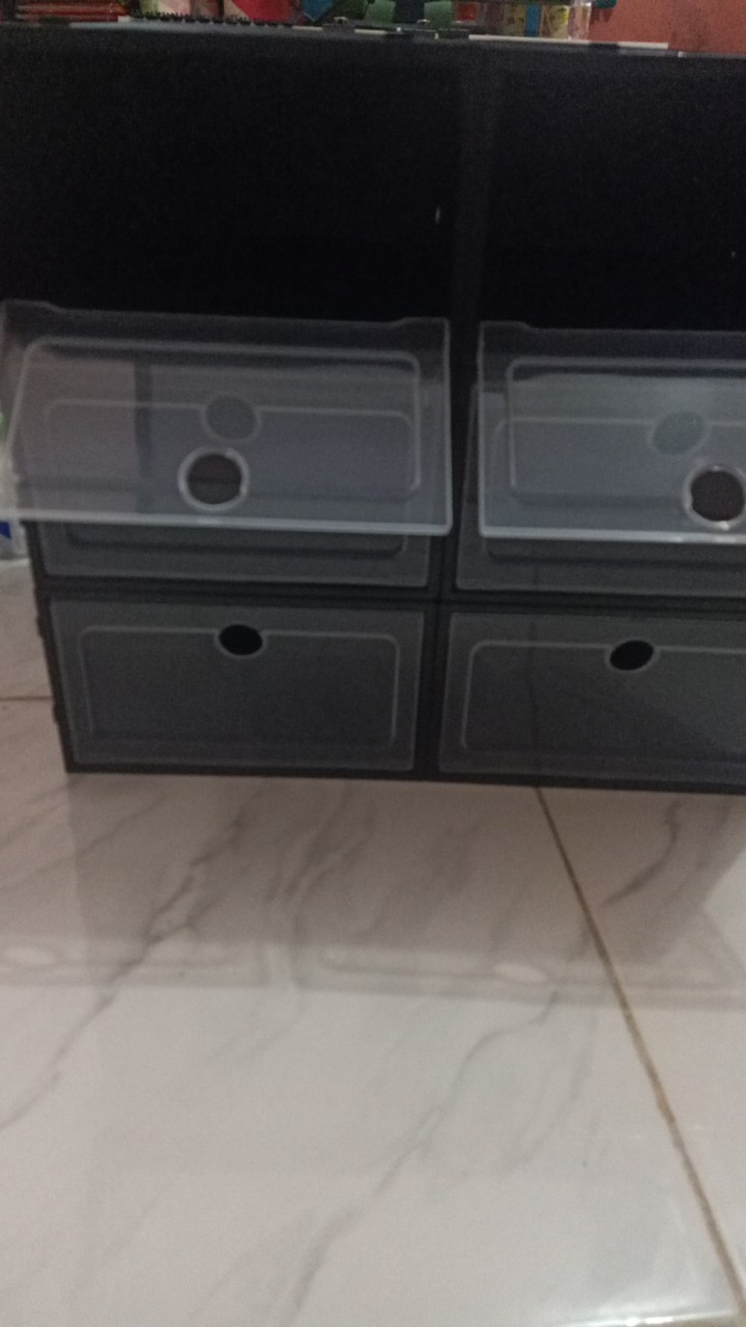 Kotak Sepatu Praktis