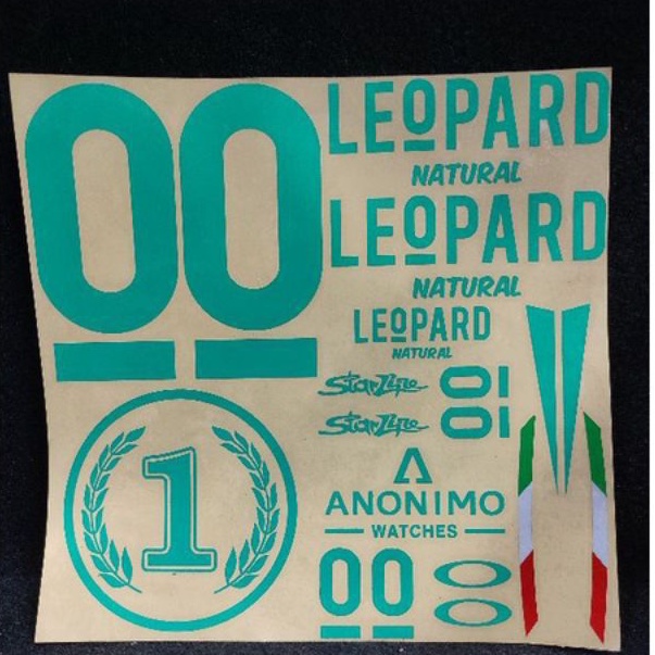 stiker helm leopard full set