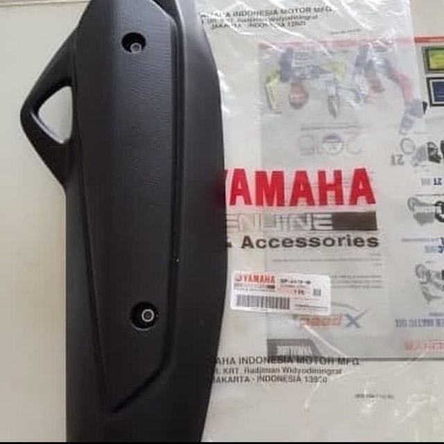 COVER PELINDUNG TAMENG KNALPOT NMAX  ASLI ORI YAMAHA 2DP E4718 00