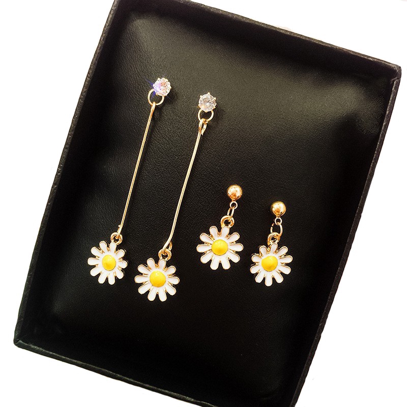 (YUZHU) Bayar Di Tempat Korea Simple Daisy Sun Flower Pendant Earrings anting