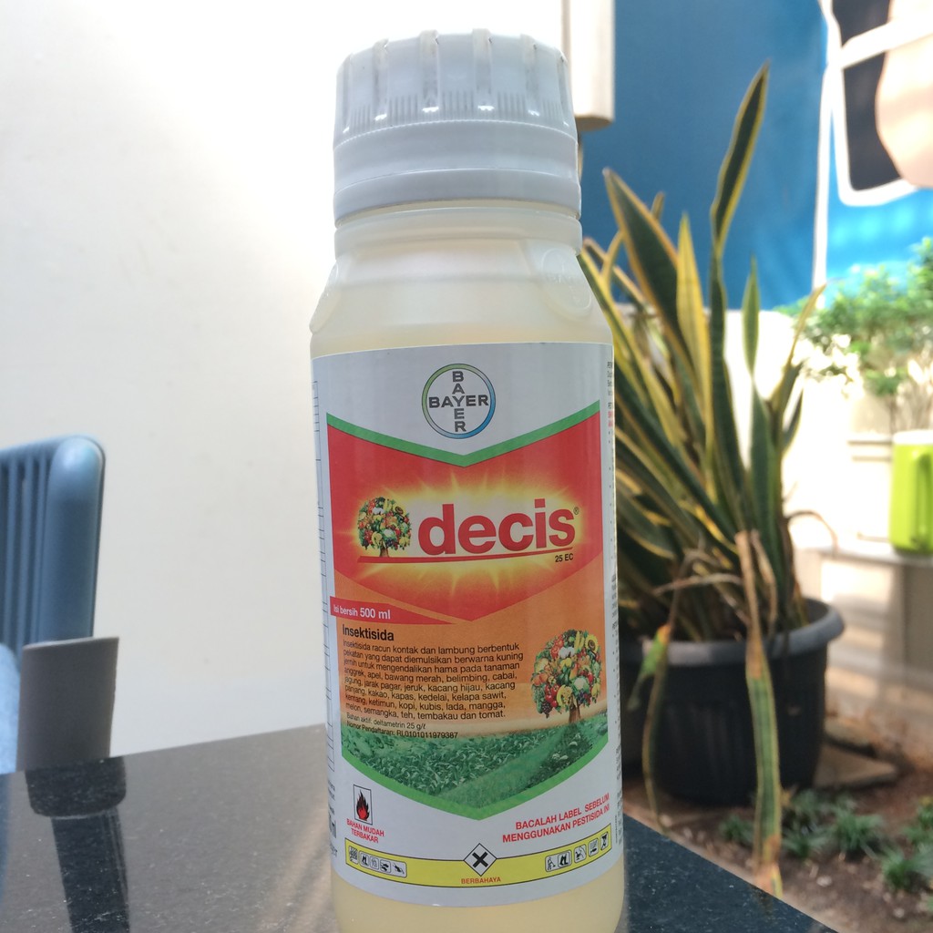 Decis 25 EC - Insektisida - Obat Pembasmi Hama Tanaman - Bayer - 100 ML Obat Basmi Hama Tanaman - Pembasmi Hama Tanaman Buah Sayur - Basmi Hama Daun - Decis 25EC 500ml