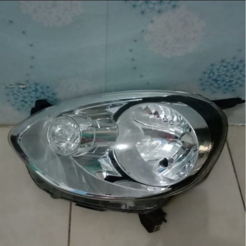 Headlamp Nissan March 2016-2018