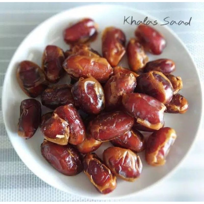 

kurma khalas 500gr / kurma khalas madu Madinah / kurma madinah madu premium