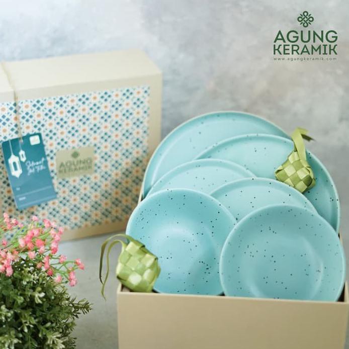 

Parcel Dinner Set Agung Keramik Lebaran| Hampers Lebaran