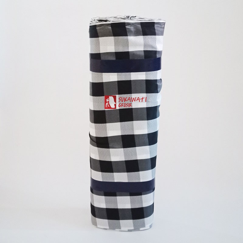 Kain Poleng Kotak Catur Bali 1 Roll 54 Meter