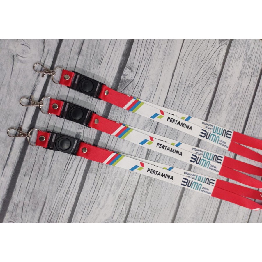 

Lanyard Pertamina BUMN Merah Putih / Lanyard BUMN Pertamina New Merah NSR