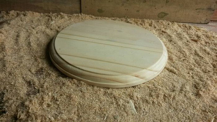 

Papan bulat kayu motif D 18cm