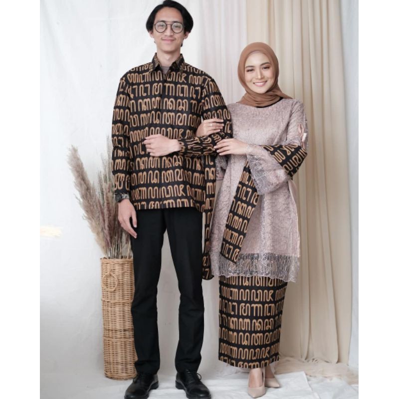 kebaya wisuda kebaya tunangan kebaya couple kebaya brokat kondangan ootd couple keluarga