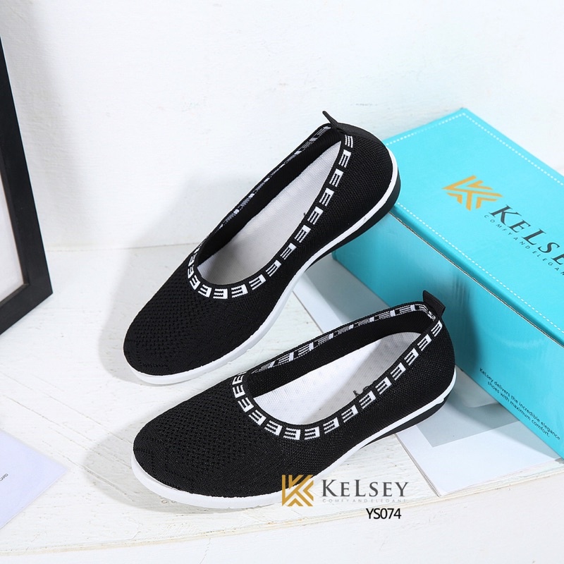 kelsey Sepatu Slip On Wanita YS074