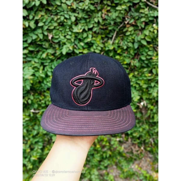 Topi snapback adidas nba second