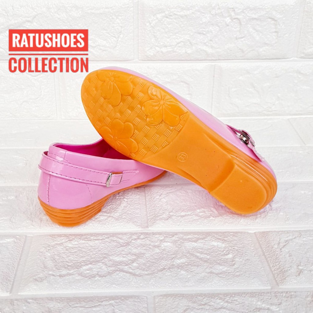 Sepatu Flat Shoes Anak Perempuan Slip On Empuk polos