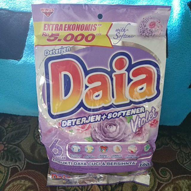 Daia Deterjen+softener Violet 300 Gram