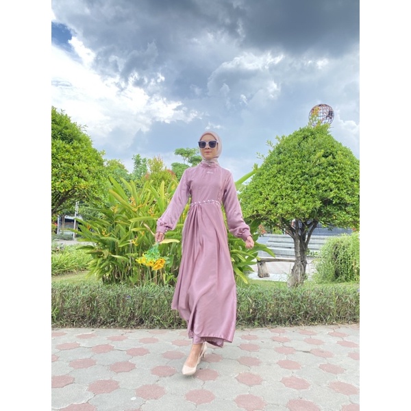 selia dress by elslook (READY STOK TANPA PO) kondangan dress maxmara gaun silk dress full payet outfit bridesmaid stella dress satin velvet keysha dress sage green maxmara adora dress