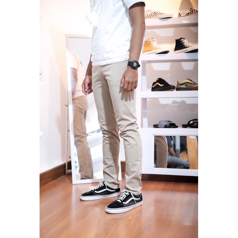 UNIQLO CHINO SKINNY FIT 2WAY STRETCH