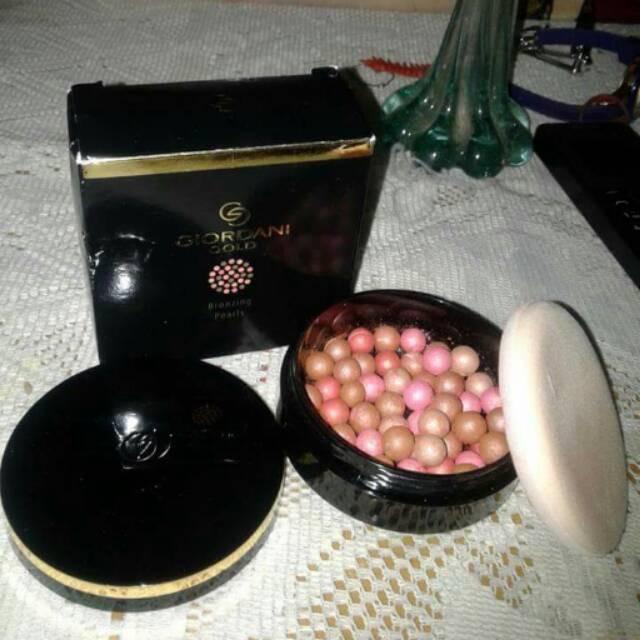 Blush on giordani gold oriflame