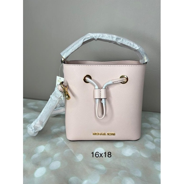 mk suri small bucket