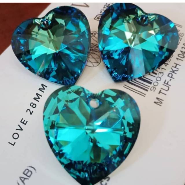 SWAROVSKI LOVE 28MM