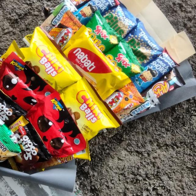 

New Product|SQ12|BUCKET SNACK/hadiah wisuda ulang tahun/sidang/snack termurah
