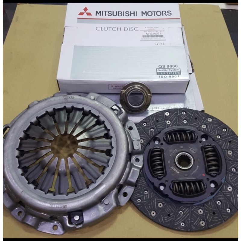 kampas kopling set komplit mitsubishi L200 / triton 2,5 / pajero sport (matahari kampas bearing) 3it