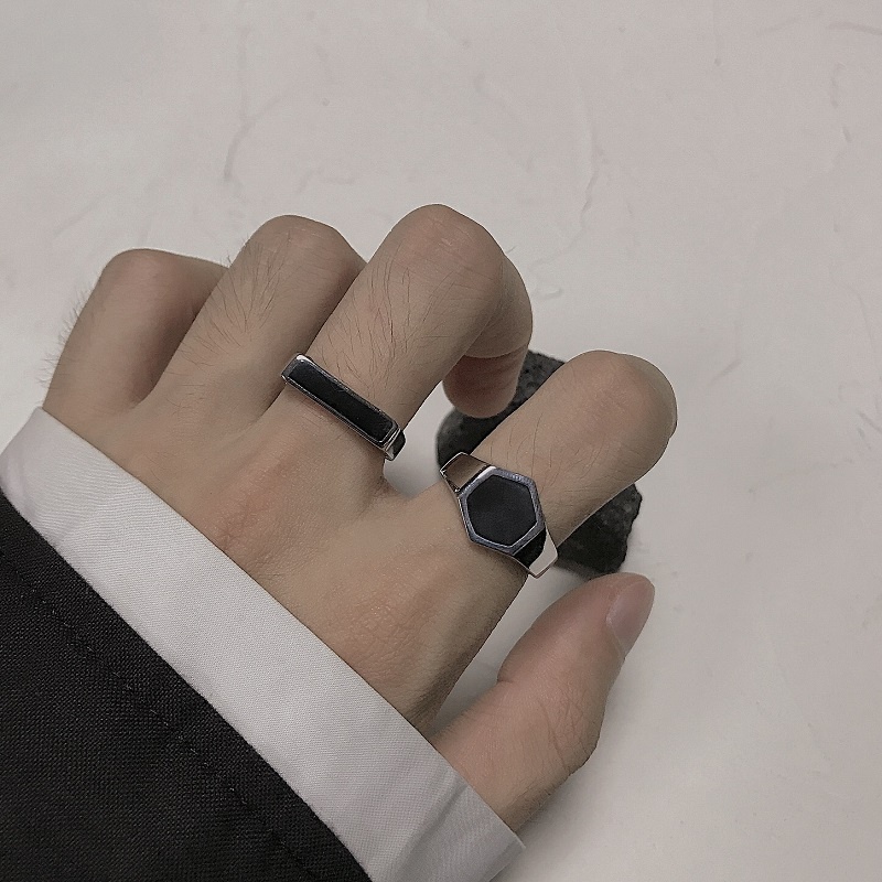 Cincin Heksagonal Warna Hitam Gaya Harajuku