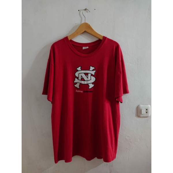 kaos supreme original//kaos supreme x neighborhood second branded