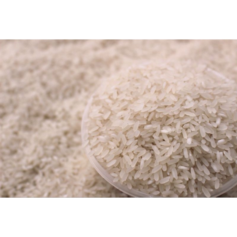 

Beras Karawang PREMIUM- Beras Pulen (Ciherang) 5 kg langsung dari penggilingan