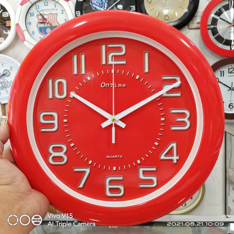 Jam Dinding Merk Ontime Mesin Sweep DAN Mesin Quartz Ukuran Bulat 30Cm