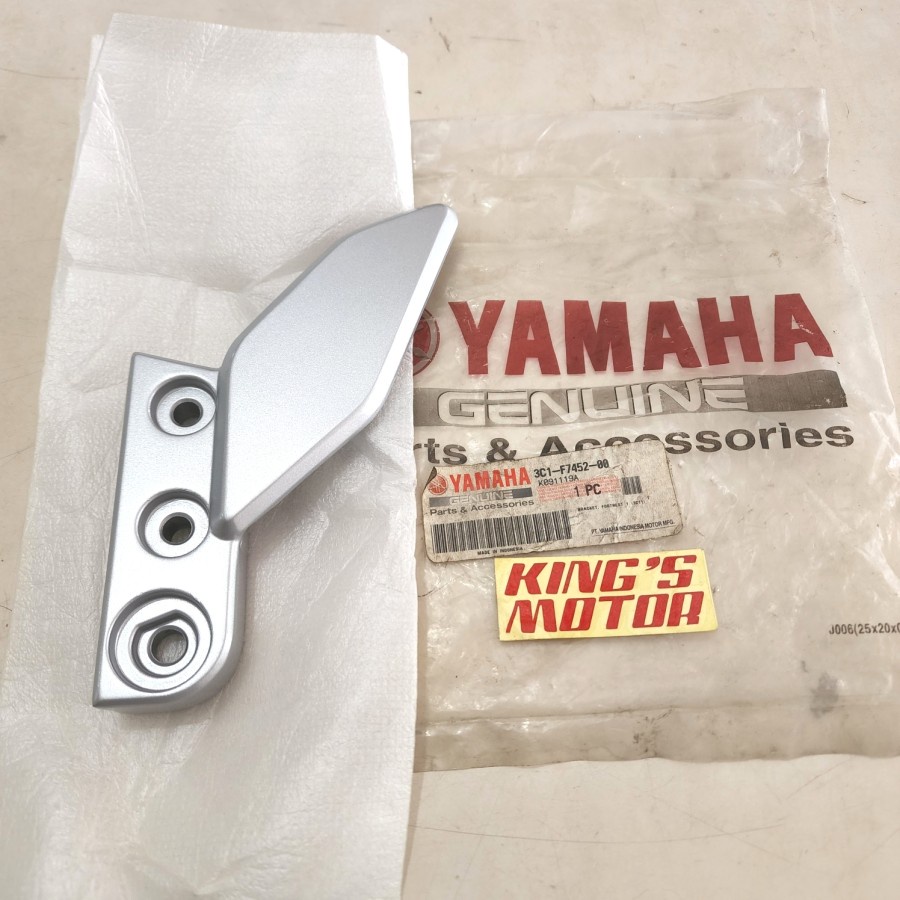 BREKET FOOT STEP FOOTSTEP DEPAN KIRI VIXION OLD 3C1 F7452 ASLI YAMAHA