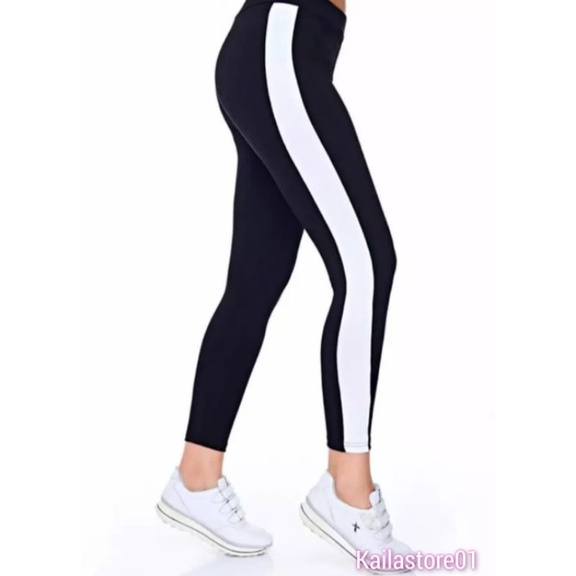 Celana Legging Strip Putih Bahan Spandex / Celana Legging Wanita