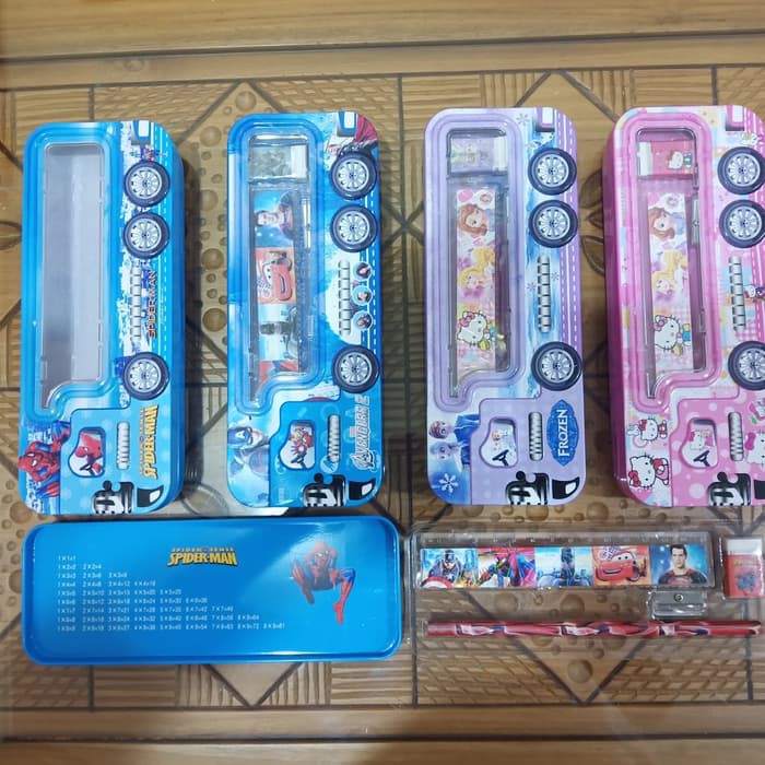 

Kotak Pensil / Tempat Pensil Rautan Penghapus Penggaris Model Bus