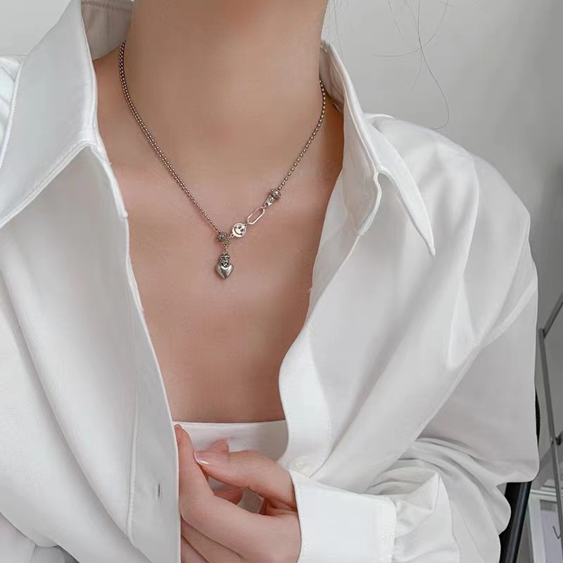 Korea sederhana anggun jahitan double-layer kalung wanita lucu wajah tersenyum kalung liontin hati i