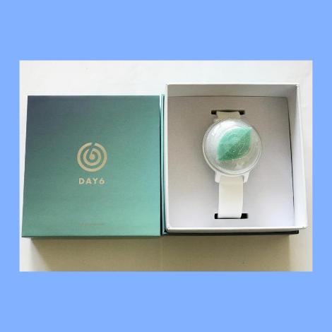 

DAY6 OFFICIAL LIGHTBAND - DAY6 MERCH - DAY6 LIGHTSTICK Termurah