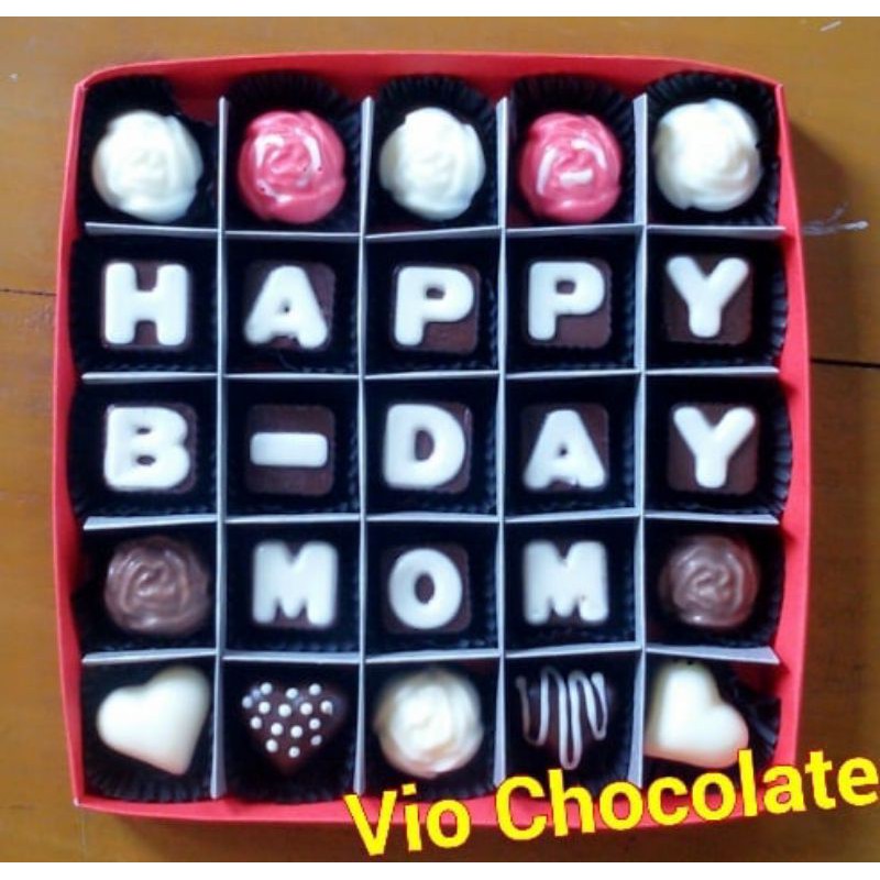 

Vio.Chocolate/Coklat box/Coklat praline isi 25/coklat karakter/coklat birthday/coklat valentine