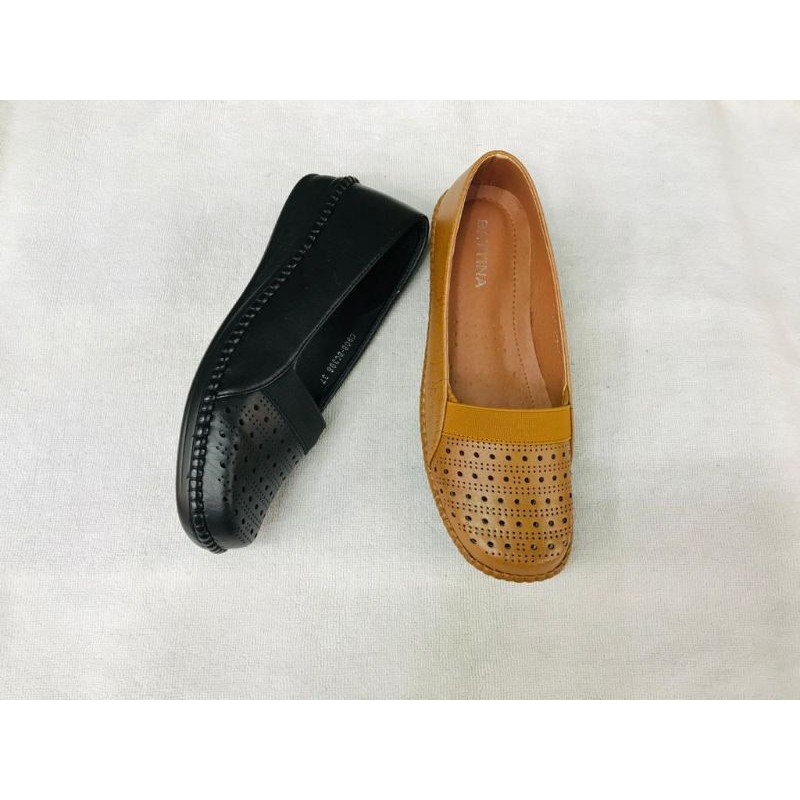 Sepatu flat bettina 398