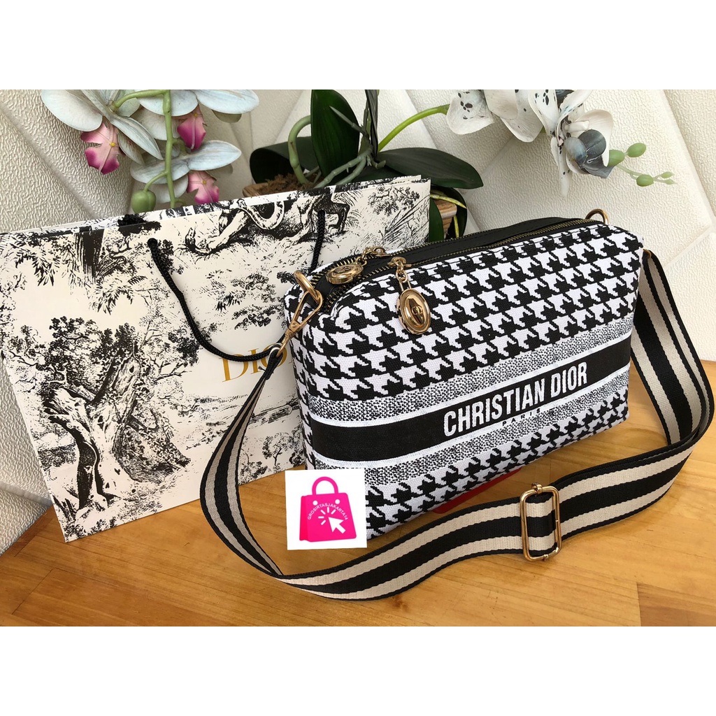 TAS SELEMPANG WANITA 2 RUANG DR IMPORT FASHION TERBARU DAN TERLARIS FREE PAPERBAG UK 26x18cm